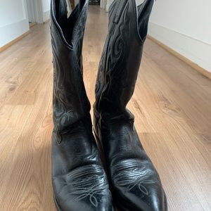 Men’s cowboy boots